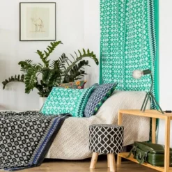 Globe Electric 16" Perry Eden Green Desk Lamp with Black Fabric Cord - Novogratz x Globe 7 Globe Electric 16" Perry Eden Green Desk Lamp with Black Fabric Cord - Novogratz x Globe -Deals A Radiant Den Store unnamed file 1358